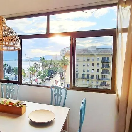Panoramic Views To The Sea In Appartamento Málaga