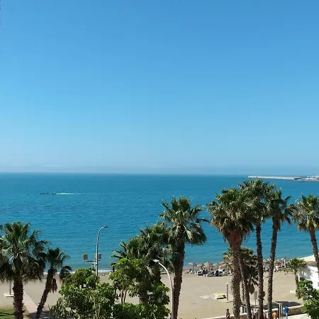 Panoramic Views To The Sea In Appartamento Málaga